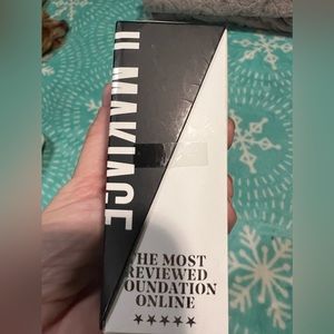 Brand New in box. Ilmakiage foundation. Shade: Woke Up Like This 035